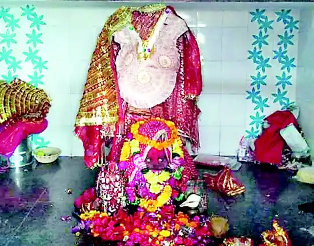 आस्था का केंद्र: मां कोटे वाली मंदिर (राजा का तालाब)