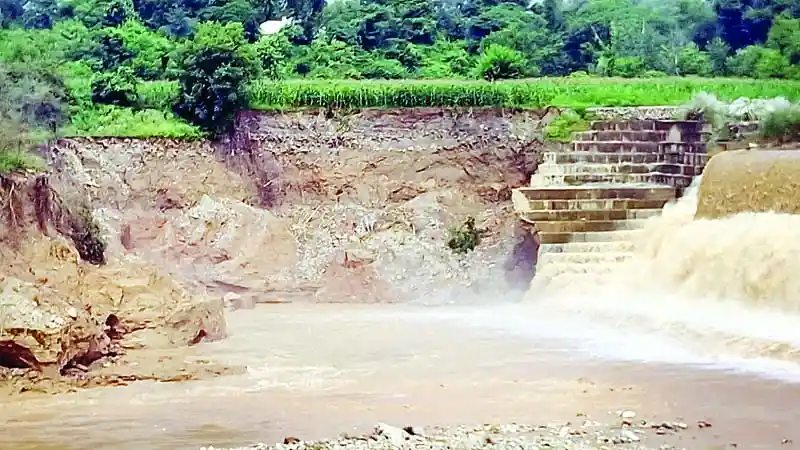 चक्की खड्ड: 100 करोड़ का सुरक्षा कवच फिर संकट में, क्या समय रहते चेतेगा NHAI?
